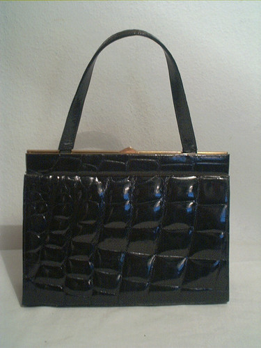 Elegant ladies handbag black